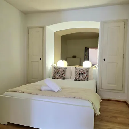شقة Authentique Au Coeur De Tropez *